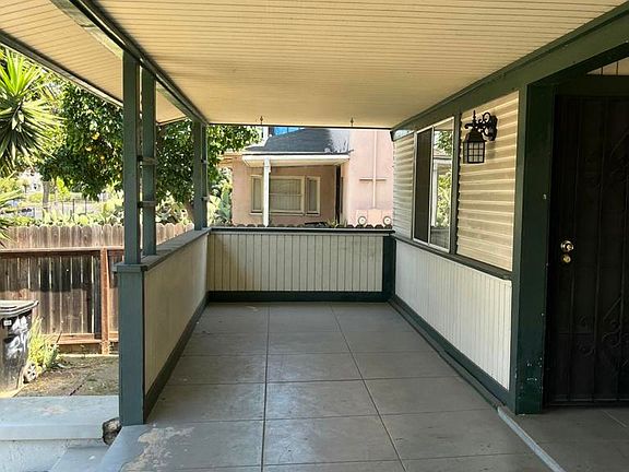 4th image of 2422 Juliet St