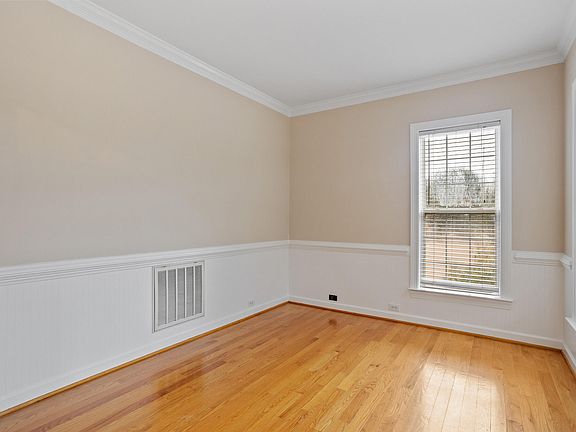 4th image of 3705 Valley Pine Ct