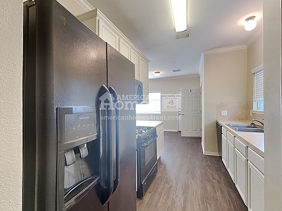 5th image of 10812 S Lake Mist Ln