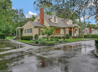 23 Beverly Ct, Northport, NY 11768