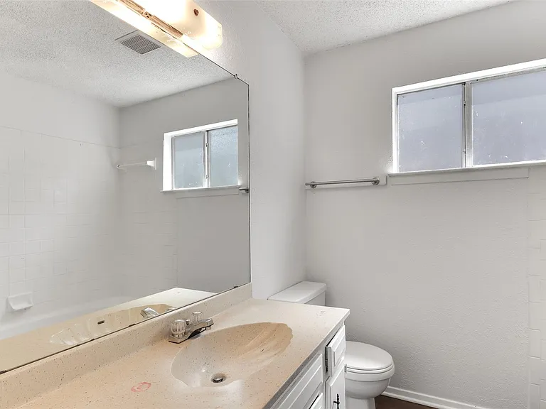 656 Mairo St — Photo 15