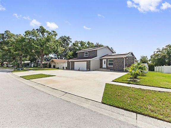 3rd image of 5408 PENTAIL CIRCLE