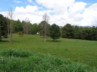 Barlow Flds, Hayesville, NC 28904