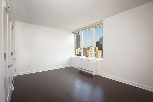 Rented by Nest Seekers International | media 5