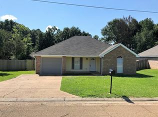 2177 Meagan Dr, Byram, MS 39272