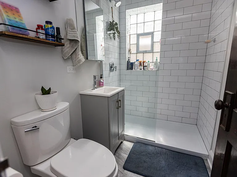3743 N Clifton Ave #1 — Photo 4