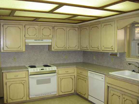 2nd image of 2921 SW 129th St
