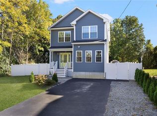 60 Harmony St, Cranston, RI 02920