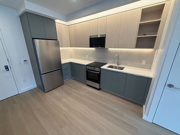 2nd image of 158 Lott St #540D