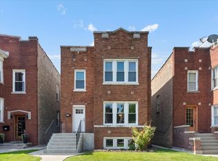 4131 W Nelson St, Chicago, IL 60641
