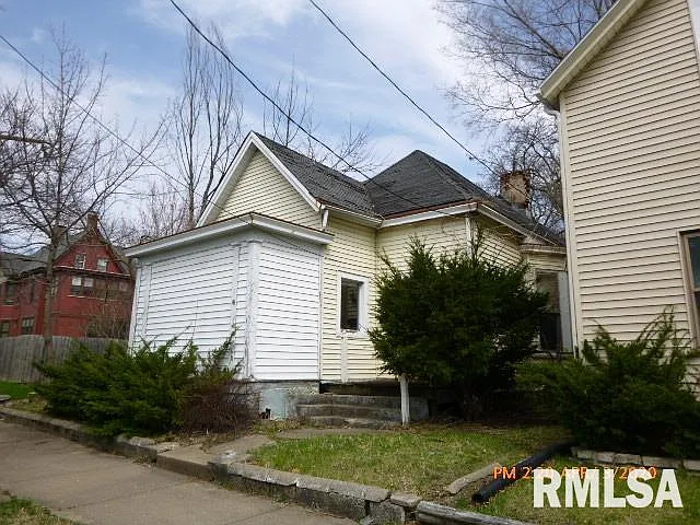 1310 N Bigelow St photo 1