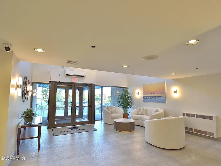 525 Ocean Blvd #106 — Photo 5