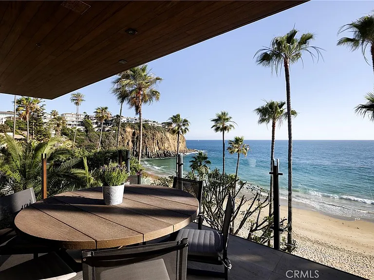 2495 Riviera Dr — Photo 15