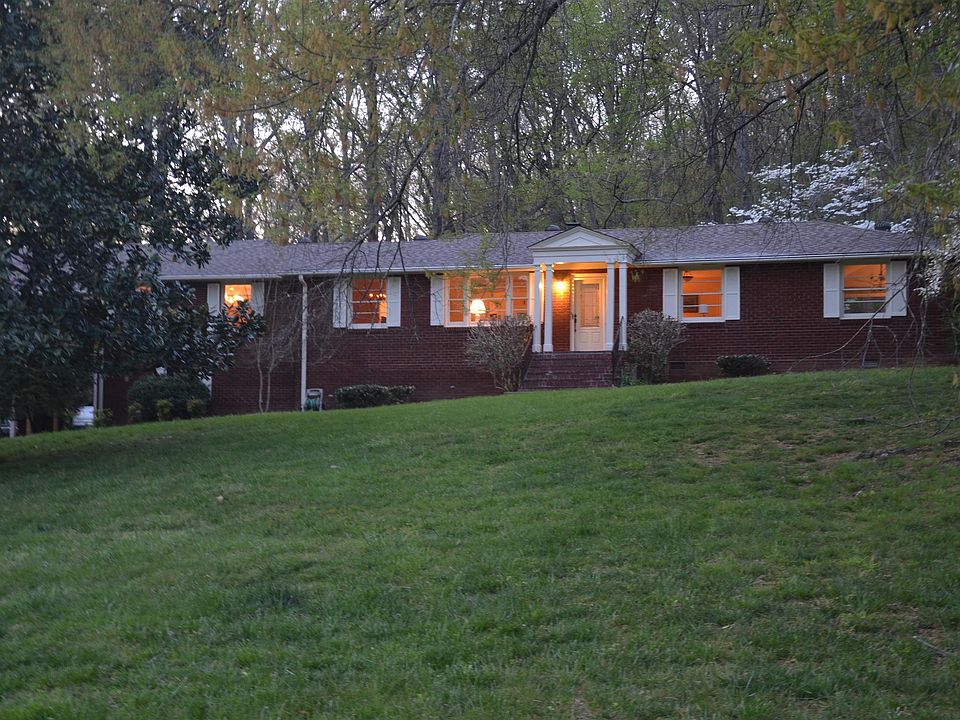 1st image of 1004 Norfleet Dr