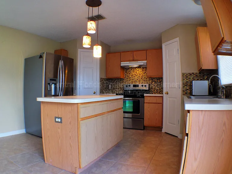 4437 Stonemeadow Dr — Photo 5