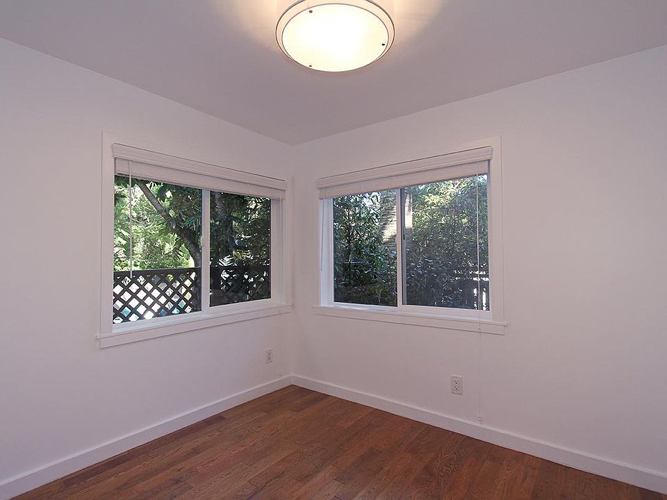 1st image of 115 Breeze Ave #2