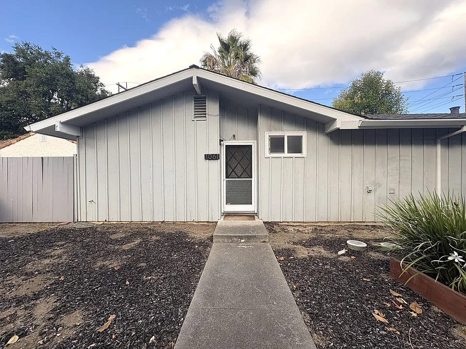 1061 Alma St #1061
