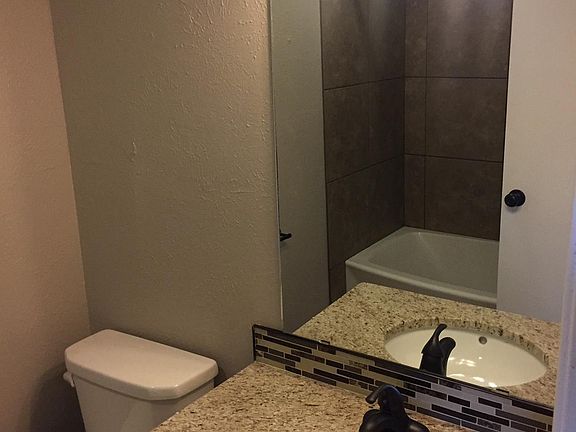 5th image of 2733 NE Euclid Ave APT B