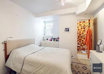 Rented by Bond New York