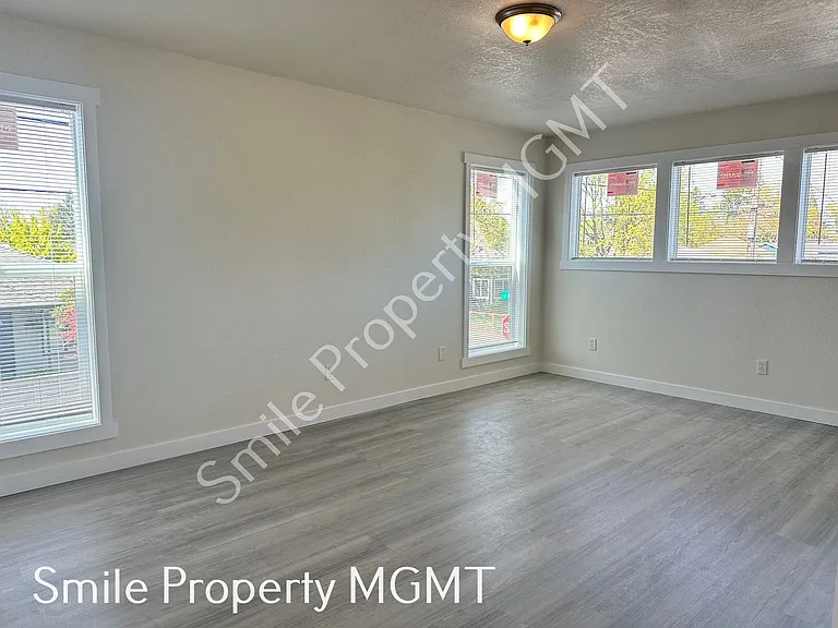 8504 SE Raymond Ct #A — Photo 11