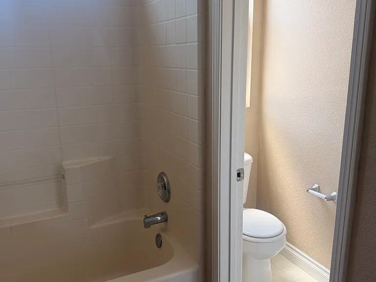 878 Rebecca Dr — Photo 17