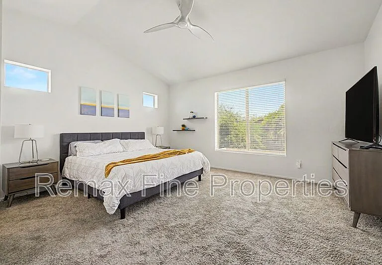 3563 N Tuscany — Photo 16