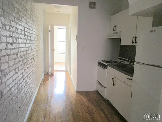 Rented by Miron Properties | media 11