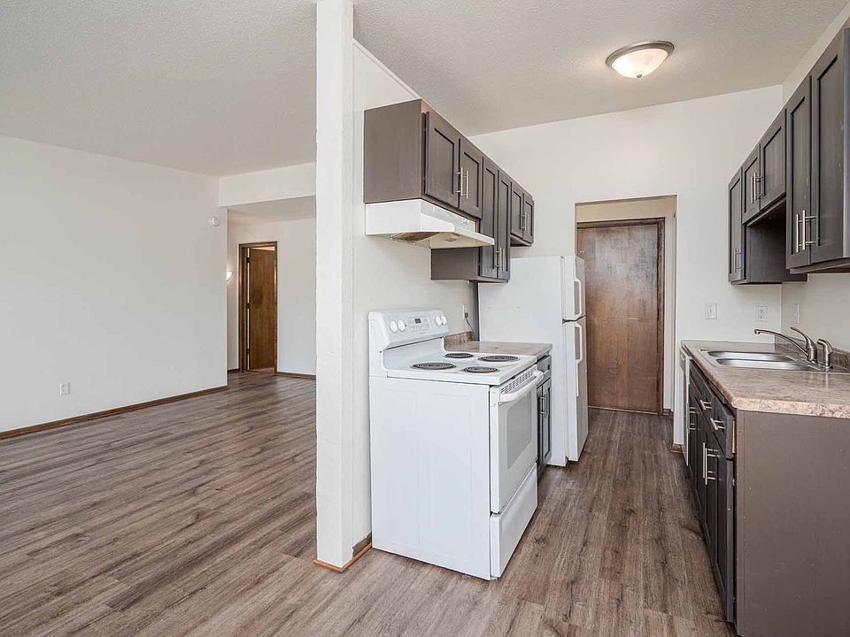 Cedar Crest Apartments, Bloomington, MN