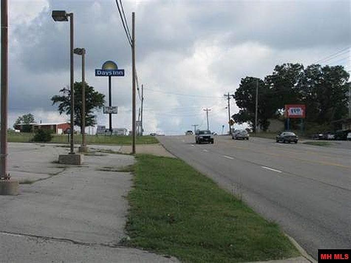 1st image of 1736 Highway 62 E