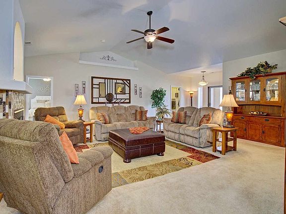 4th image of 2667 Grand Vista Dr