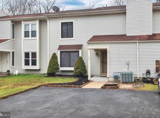 109 Aspen Ct, Marlton, NJ 08053