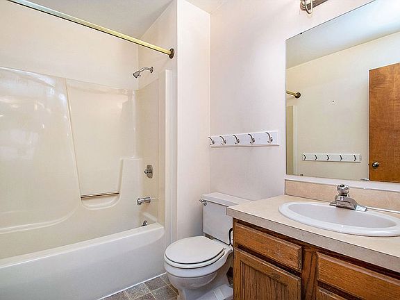 2nd image of 4716 Hall St SE
