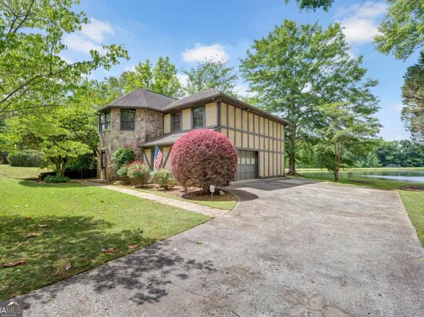 2145 Hampton Trl SE, Conyers, GA 30013