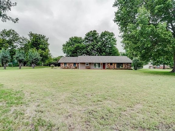 4th image of 144 Spunky Creek Dr