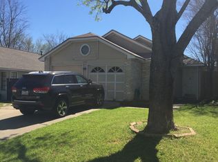 909 Greenbriar Loop, Round Rock, TX 78664