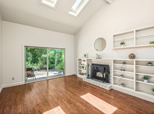 324 Los Alamos Rd, Santa Rosa, CA 95409