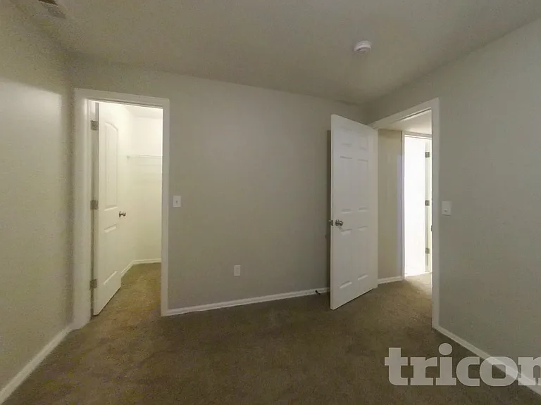 8195 Radcliff Dr — Photo 13