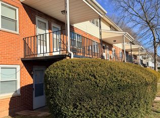 393 Mill Rock Rd #1, Hamden, CT 06517