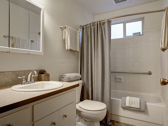 5th image of 410 476 Vista Ave SE #468