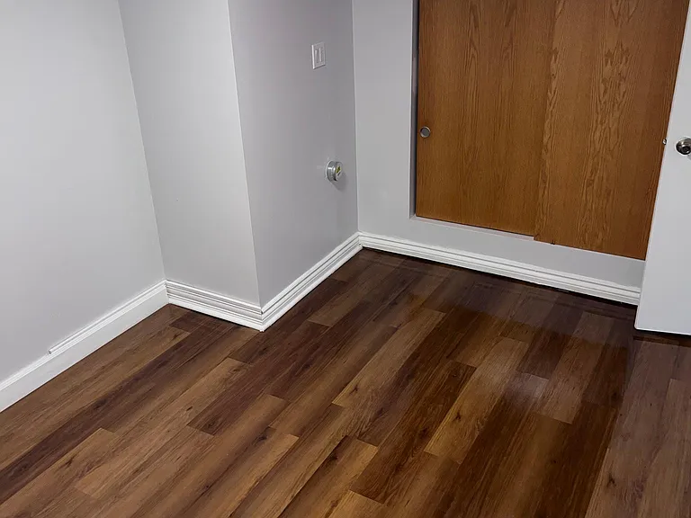 5741 N Artesian Ave #G — Photo 7