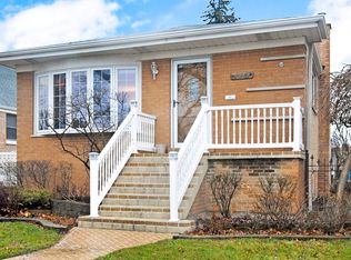 5243 S Mobile Ave, Chicago, IL
