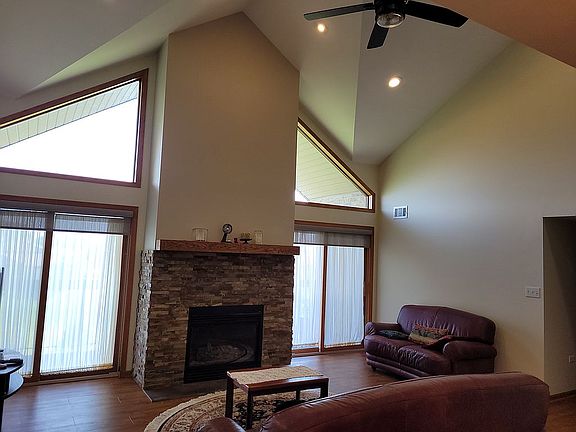 5th image of 14131 Norwich Ln APT 304