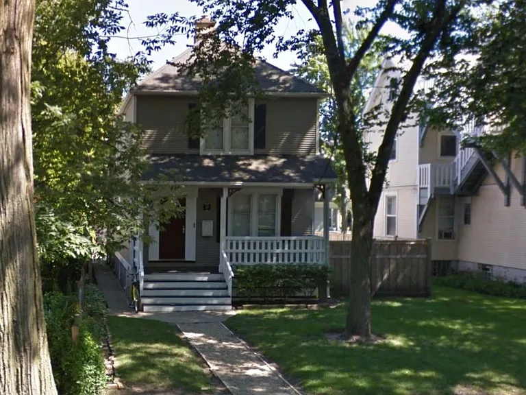 2141 Maple Ave — Photo 1