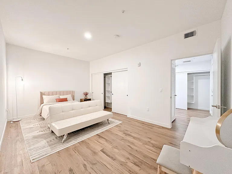 1855 Westwood Blvd — Photo 50