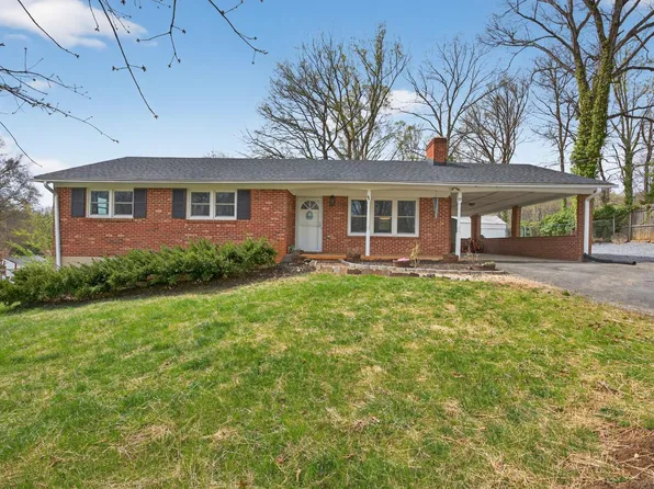 97 Myrtle Ln, Lynchburg, VA 24502