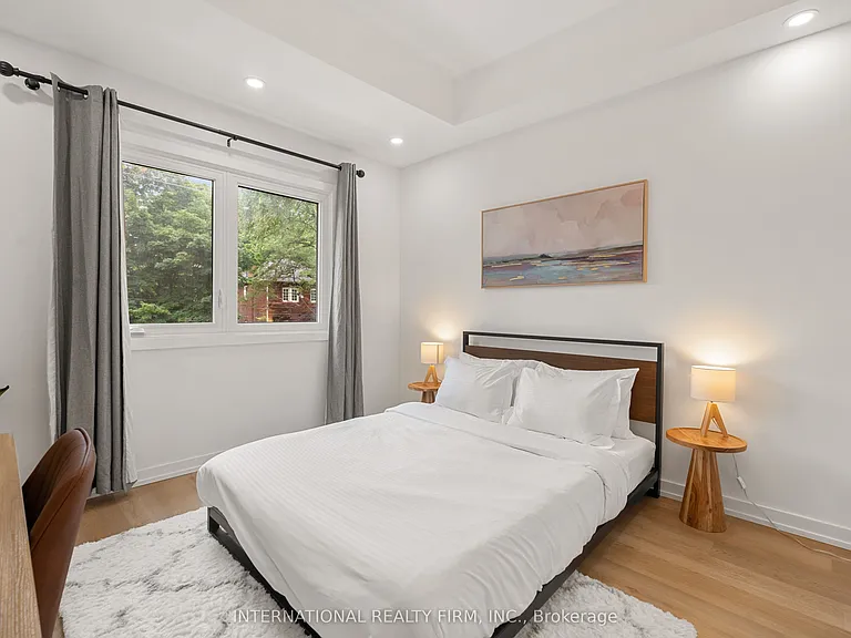 171 Duplex Ave — Photo 11