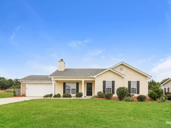 1303 Princess Dr, Winder, GA 30680