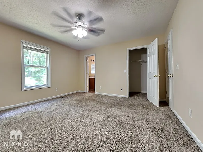 413 River Trace Dr — Photo 5