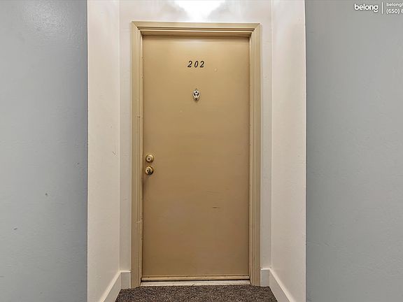 3rd image of 980 Kiely Blvd Unit 202