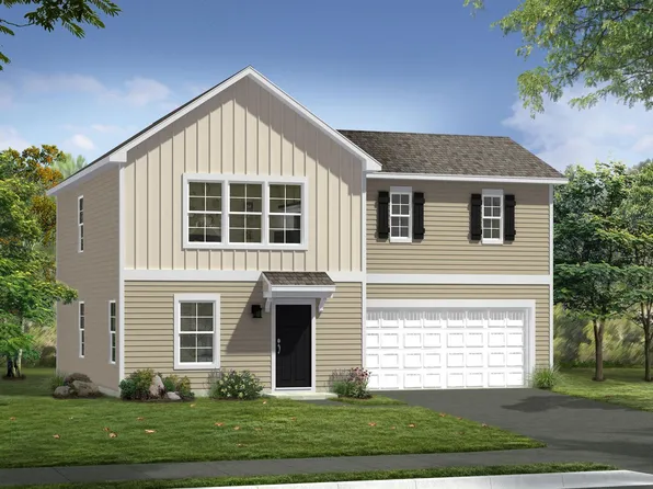 452 Ludgate Mnr, Falling Waters, WV 25419